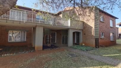 2 BED UNIT IN THE EQUESTRIA RESIDENTIAL ESTATE PRETORIA - Auction ...