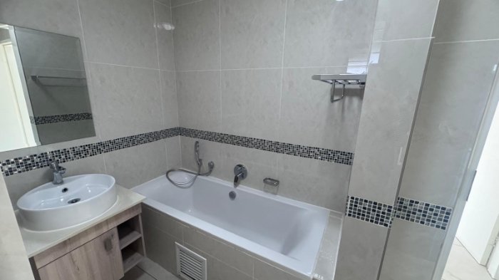 SS ORCHID RIDGE UNIT 98/2020 UNIT 166; REGISTERED SIZE: 51 SQM 
TITLE DEED: ST30099/2022