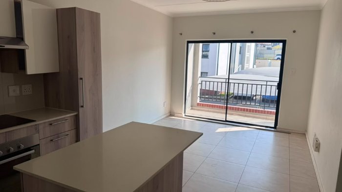 SS ORCHID RIDGE UNIT 98/2020 UNIT 175; REGISTERED SIZE: 51 SQM 
TITLE DEED: ST29949/2022